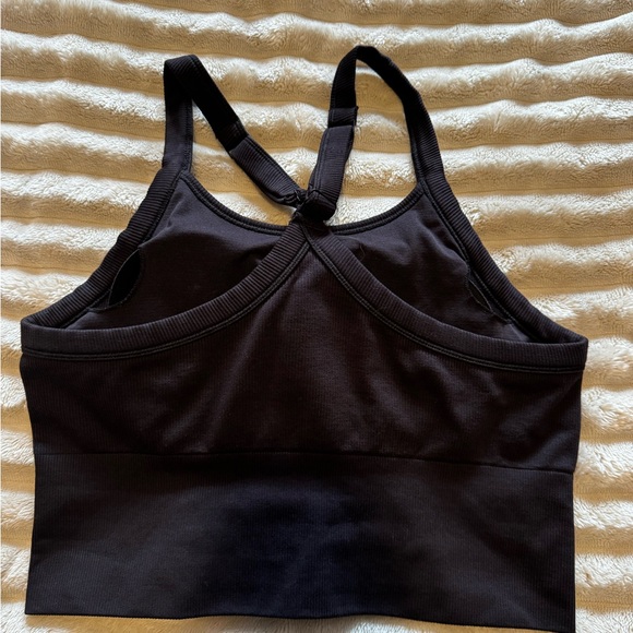 ALO Yoga Black Seamless Ribbed Favorite Bra Tank - Crop Top - Picture 4 of 4